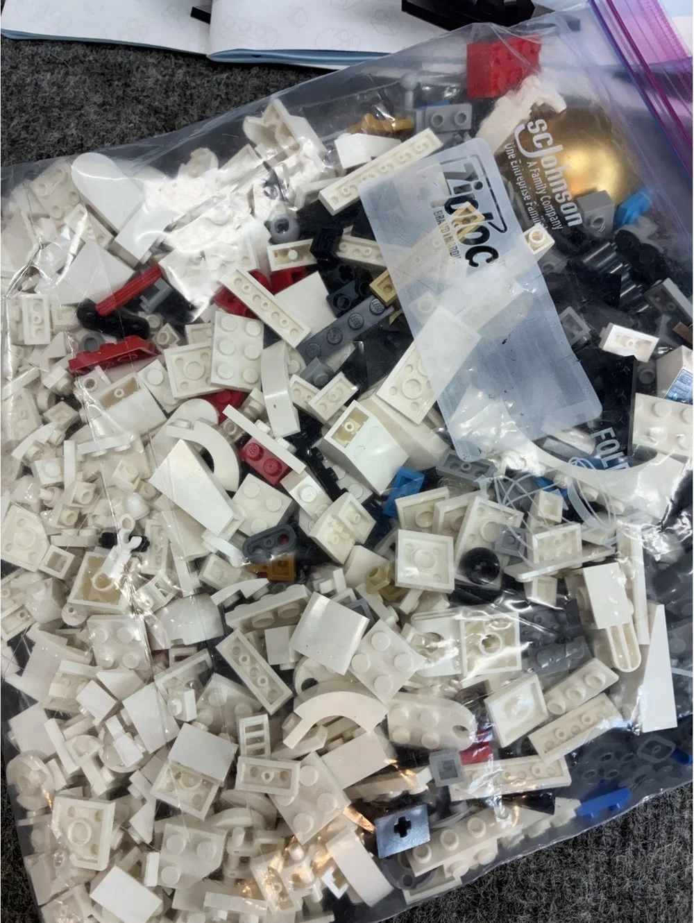 LEGO Creator 31152 3-in-1 Space Dog Building Set